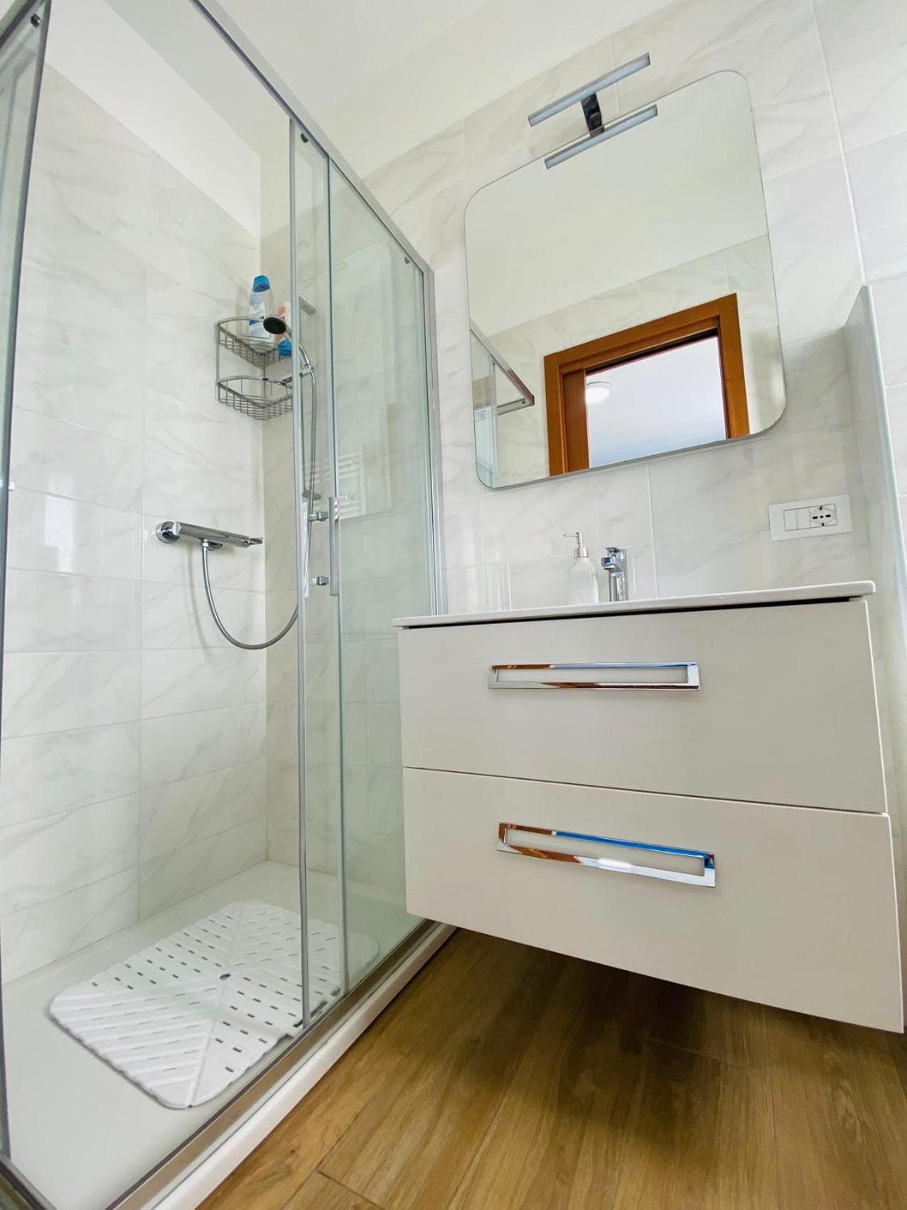 Venice Mestre Station House Apartment ภายนอก รูปภาพ